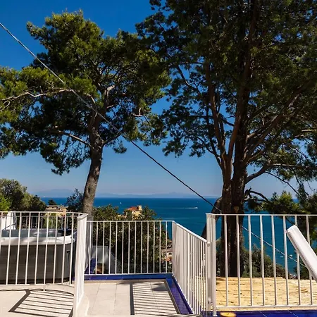 Decori Amalfi Coast - Free Parking Vietri sul Mare