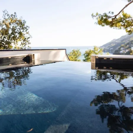 Decori Amalfi Coast - Free Parking Vietri sul Mare
