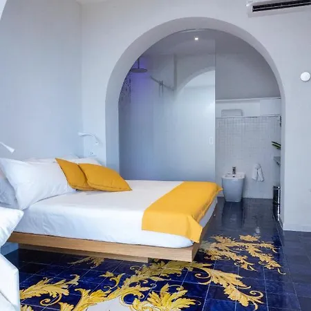 Decori Amalfi Coast - Free Parking