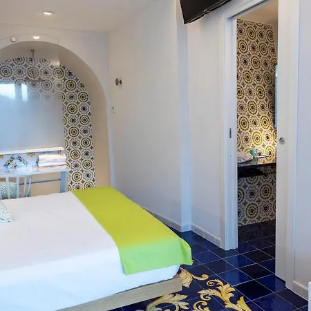 Guest house Decori Amalfi Coast - Free Parking