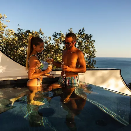 Decori Amalfi Coast Pensionat 4*